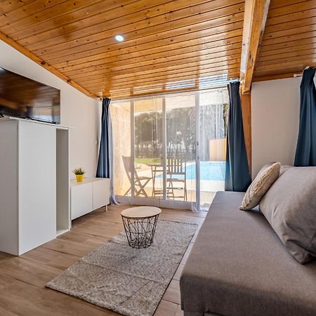 Wake Up With The Sea Breeze- House With Pool Ap1 Apartment Lavra Bagian luar foto
