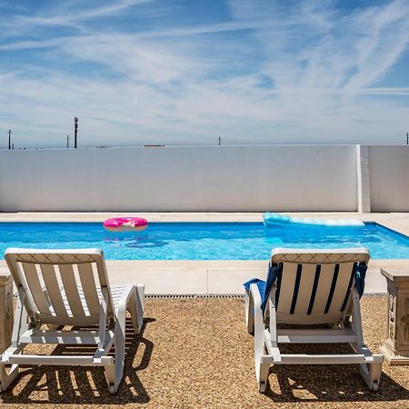 Wake Up With The Sea Breeze- House With Pool Ap1 Apartment Lavra Bagian luar foto