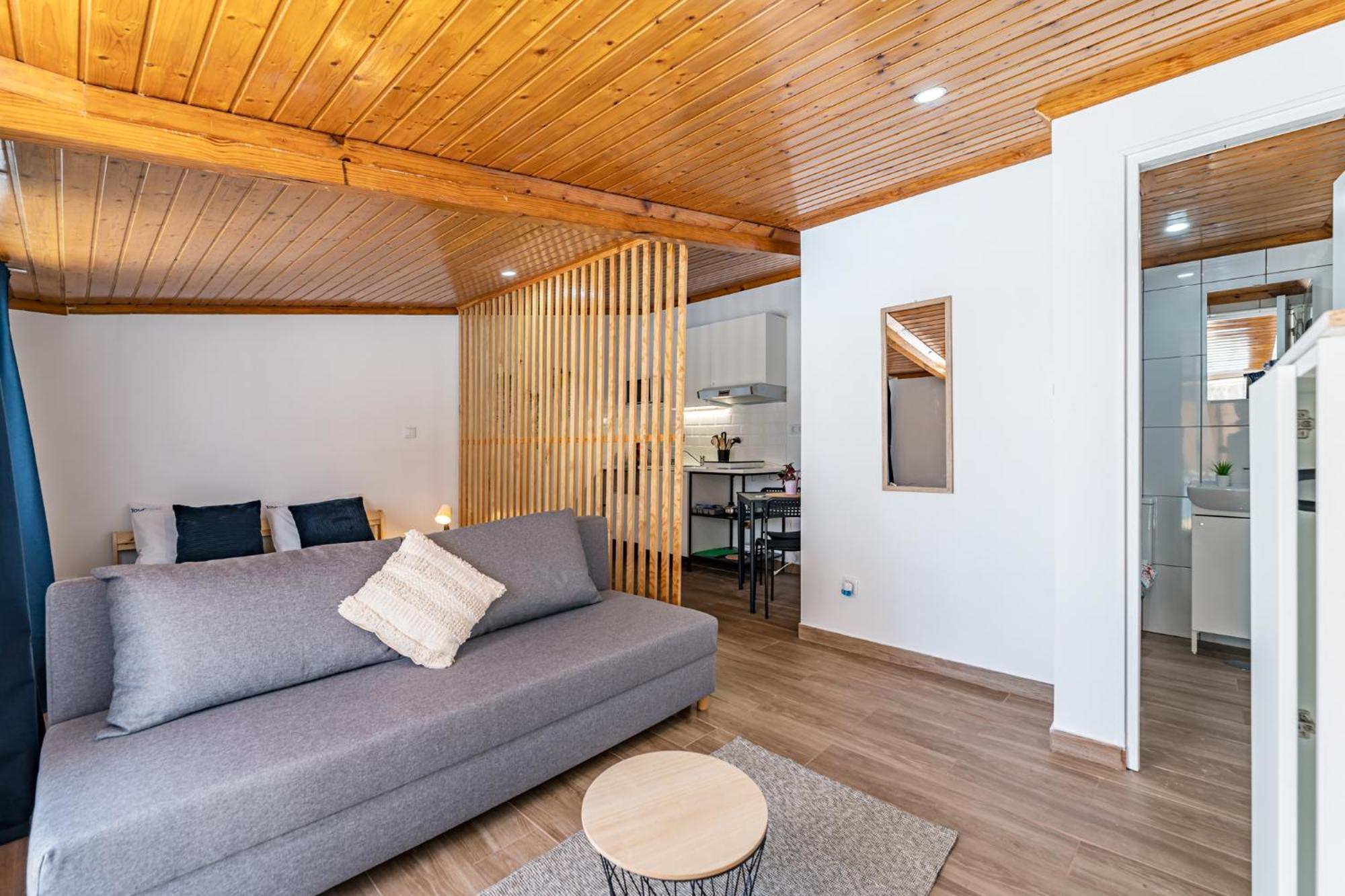 Wake Up With The Sea Breeze- House With Pool Ap1 Apartment Lavra Bagian luar foto